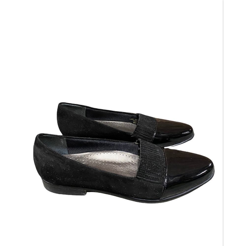 Trotters Black Patton Leather & Suede Flat Size 7.5